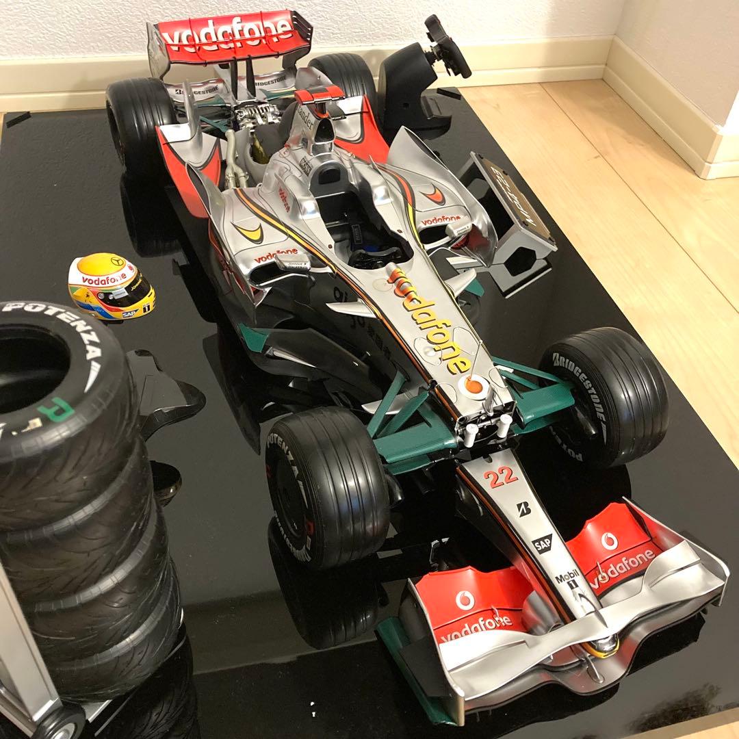 1/8 マクラーレンMP4-23 ハミルトン ディアゴスティーニ フィギュア付き