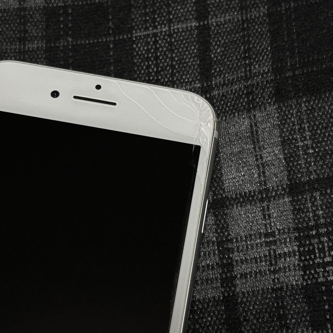 iPhone8 シルバー 64GB / SIMフリー