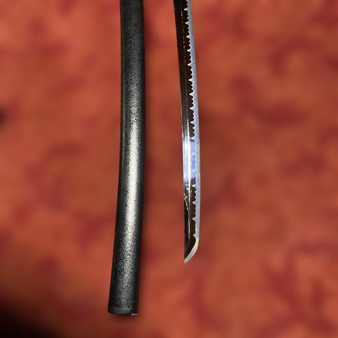 模造大刀 濃紺柄 龍彫透し丸鍔 黒梨地鞘