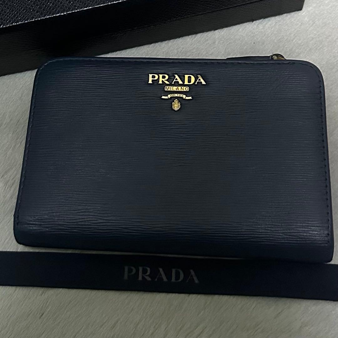 PRADA プラダ　折り財布　ラウンドファスナー　ゴールドロゴ ブルー