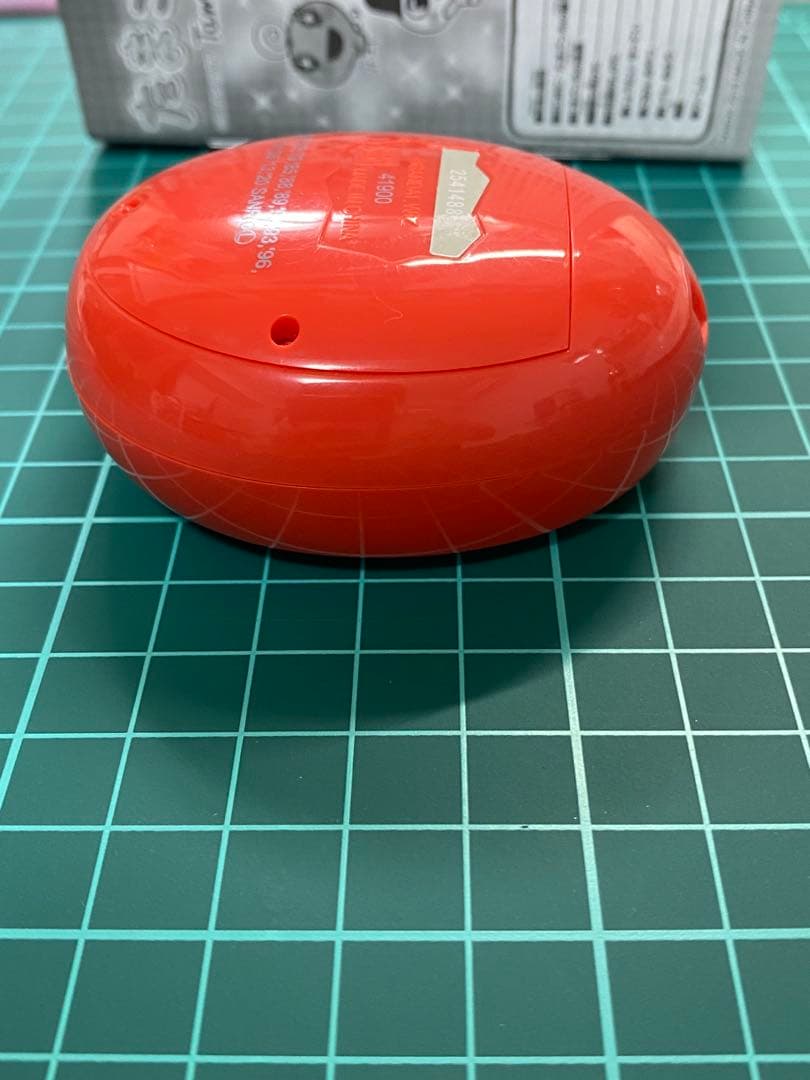 たまごっちみーつ サンリオキャラクターズ　レッド