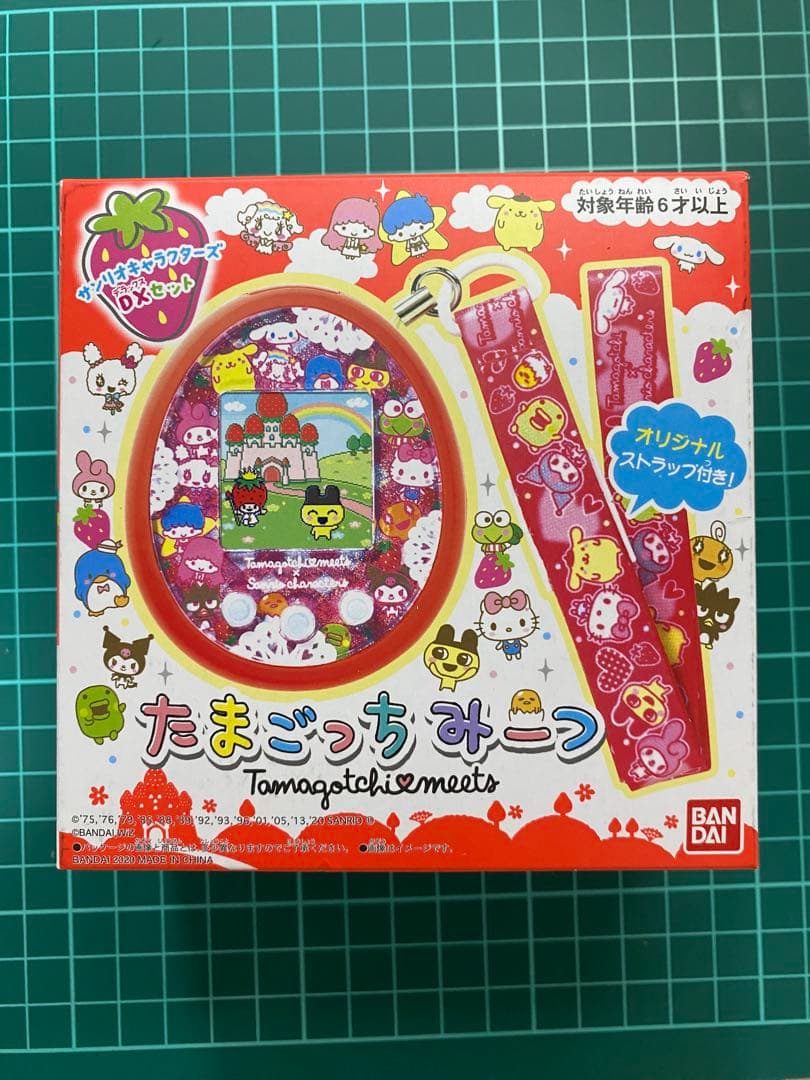 たまごっちみーつ サンリオキャラクターズ　レッド