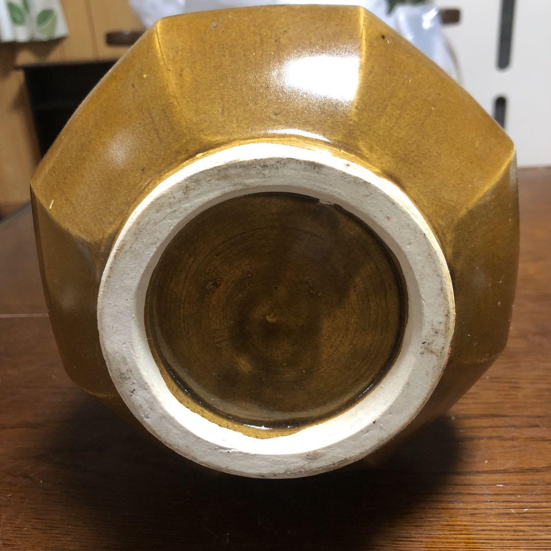 壺　八角面取瓶