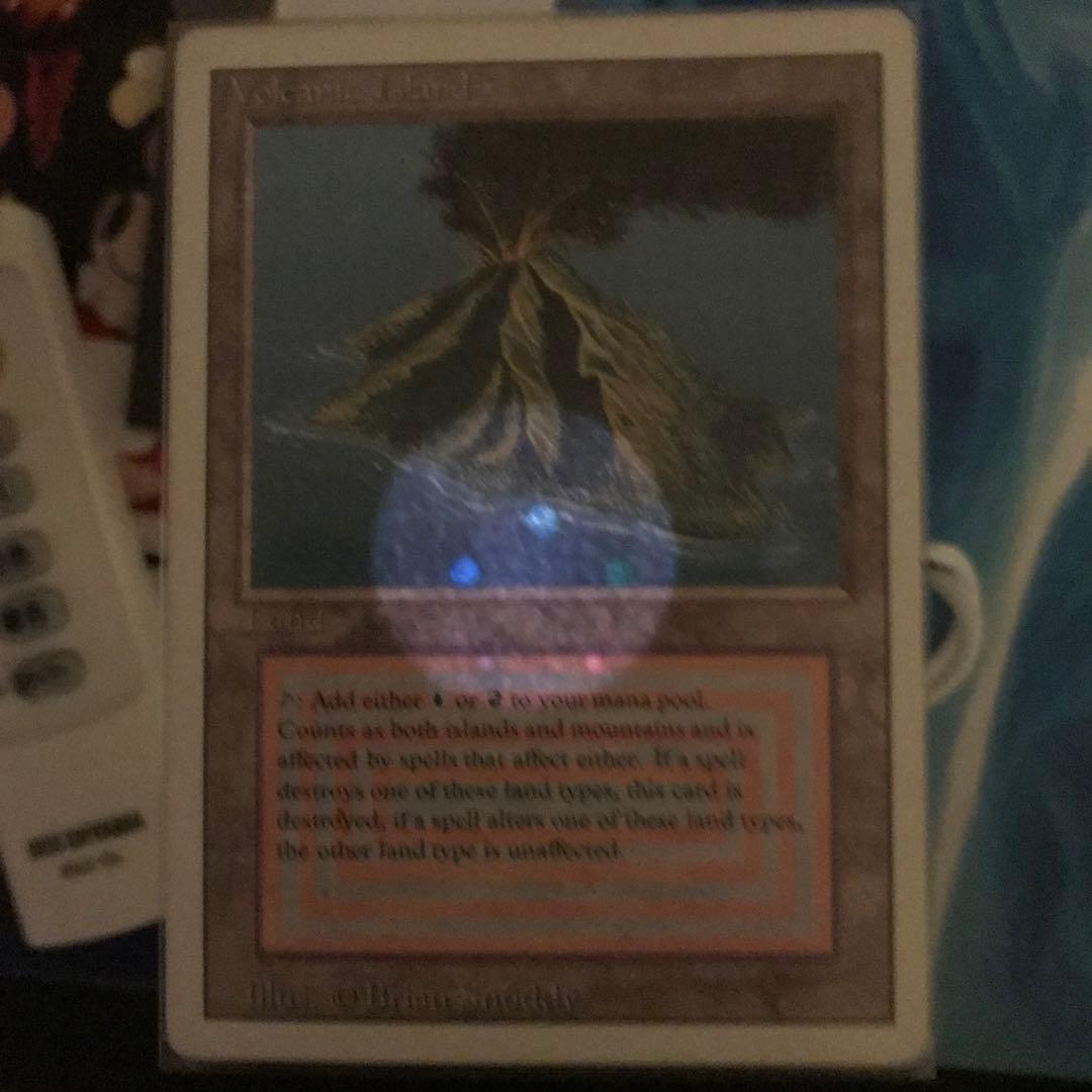 mtg volcanic  英語