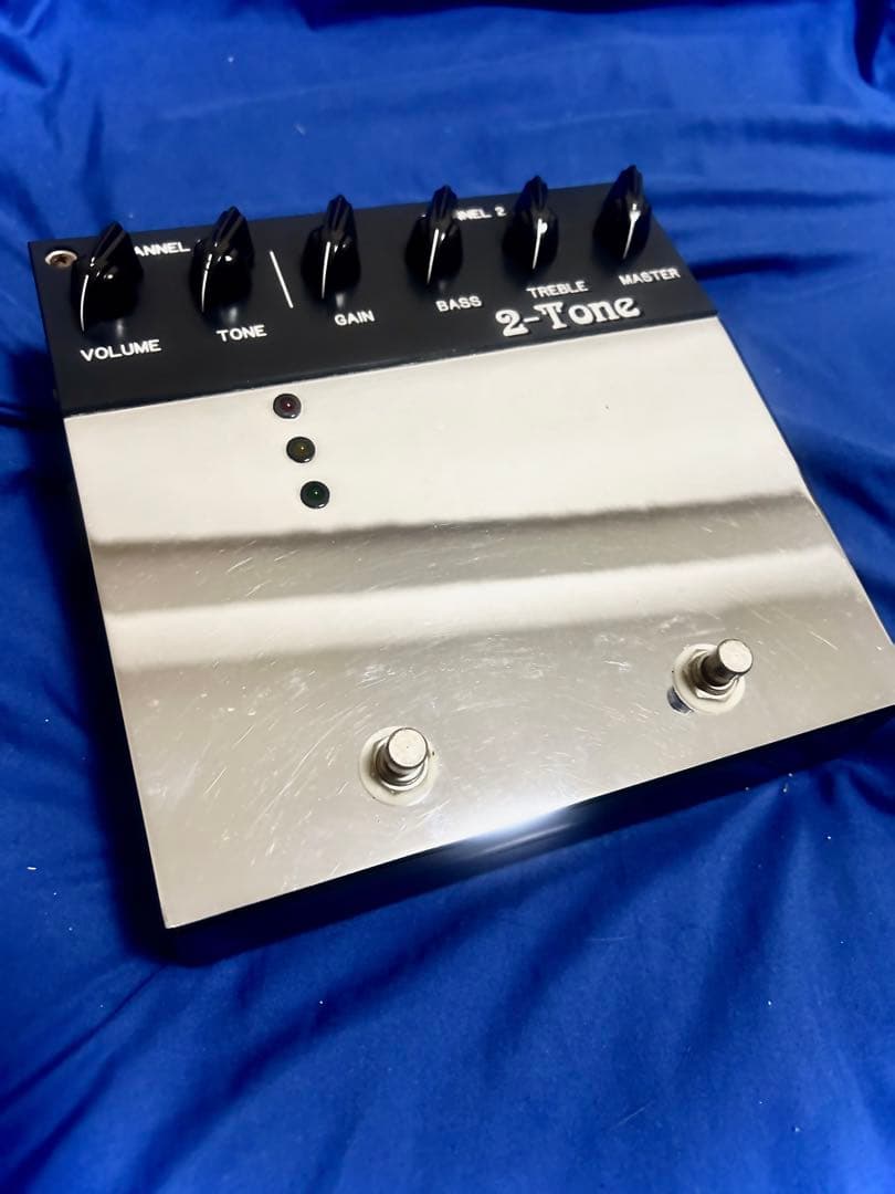 Bad Cat 2-Tone ギタープリアンプ