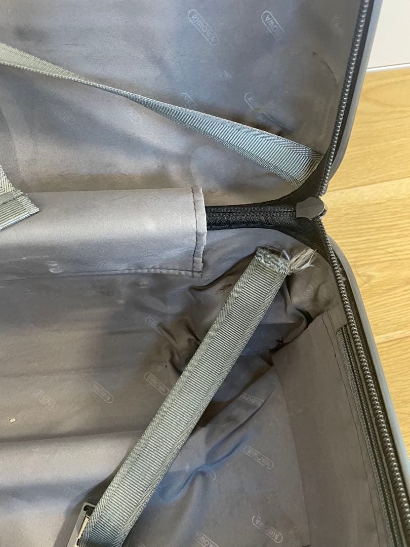 RIMOWA リモワ　 キャリーケース スーツケース 機内持ち込み　サルサ　2輪