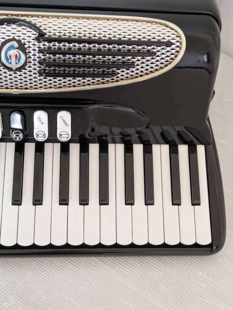 イタリア製 GIULIETTIジュリエッテイ アコーディオンM52