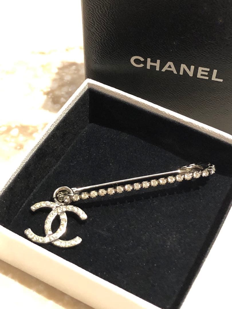 ◆本物◆CHANEL★美品★定番CCロゴブローチ★希少品♪
