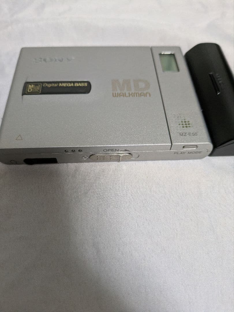 ポータブルプレーヤー SONY MD WALKMAN MZ-E50