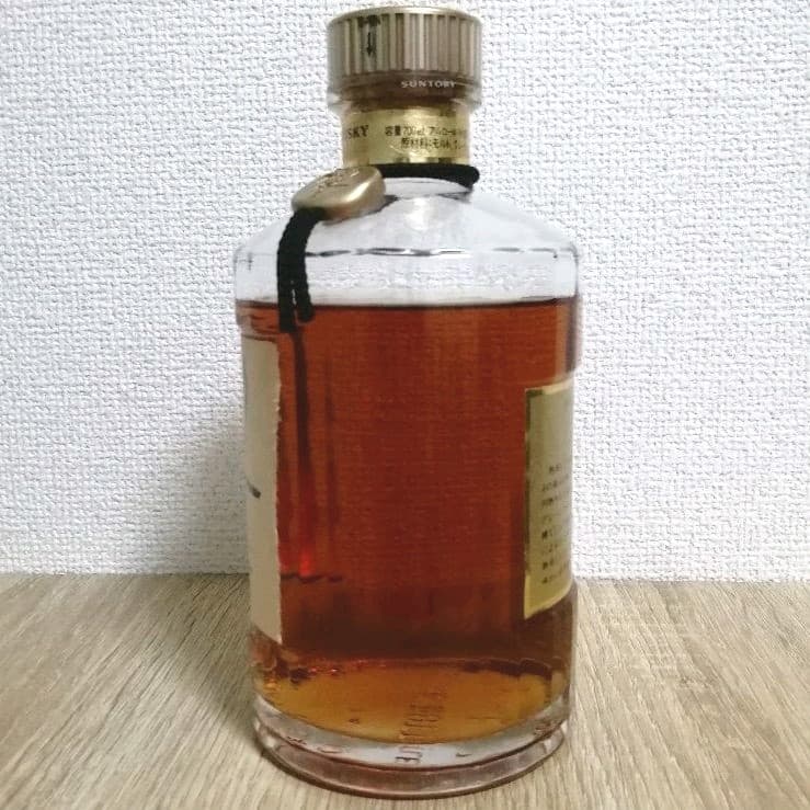 サントリー　響( 旧17年 )　金キャップ　古酒未開栓　K2131