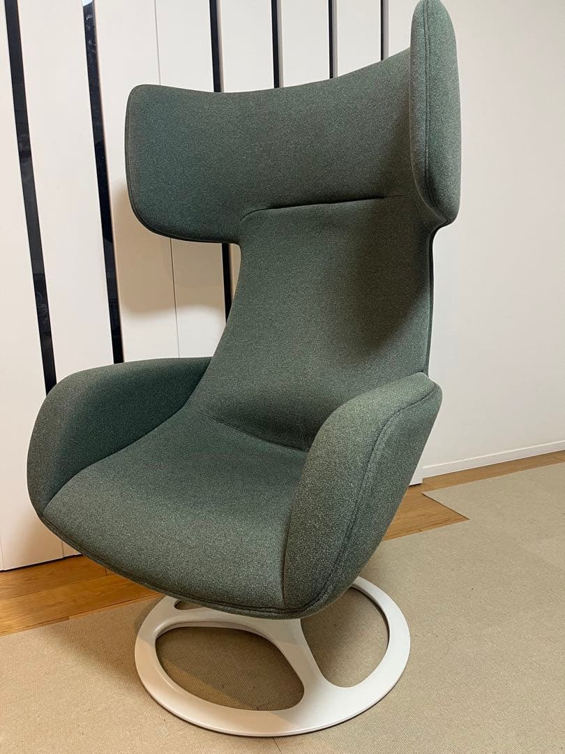 【トミー】①オカムラ　パーソナル チェアライブス テーブルセット