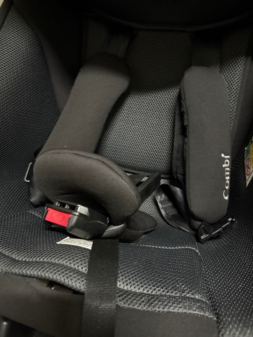 【直接お渡しのみ】Combi チャイルドシート