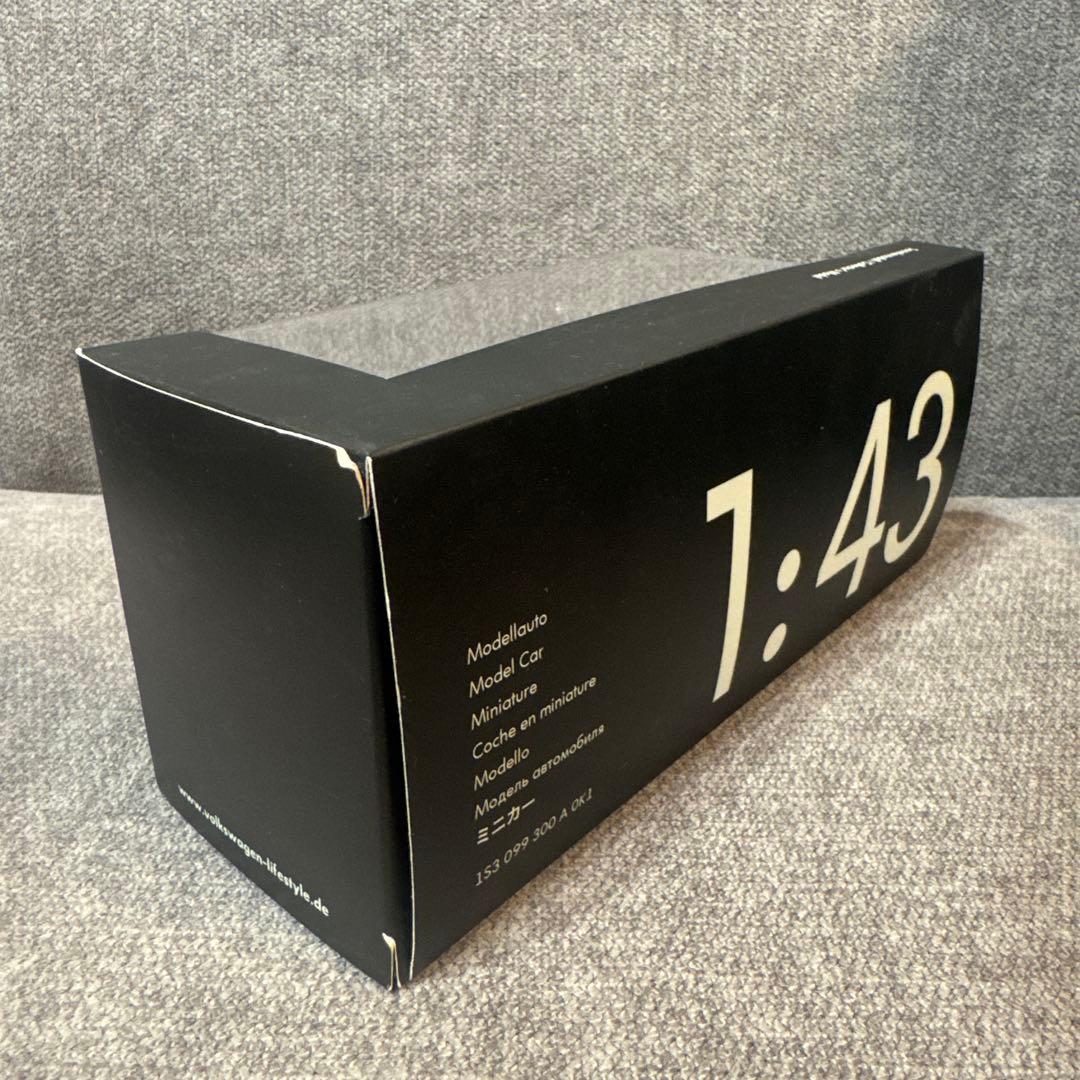 Volkswagen white up! ミニカー 1:43