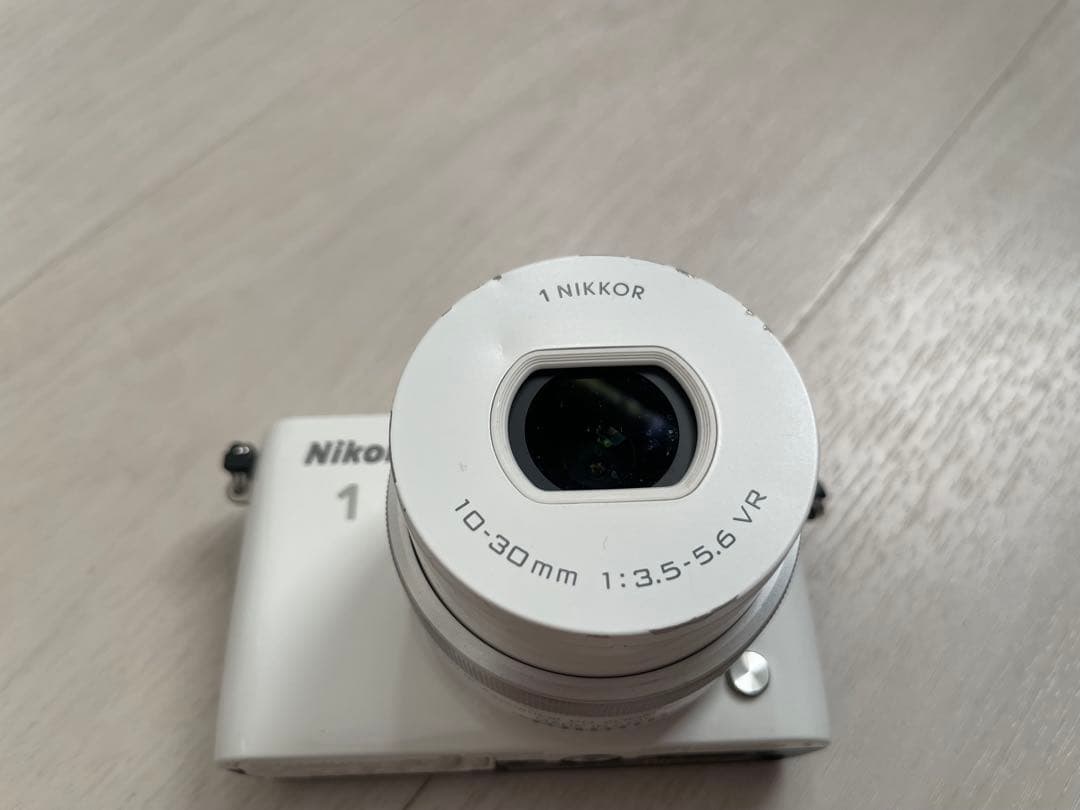 Nikon 1 S2 ミラーレス1眼レフ　[ジャンク品]