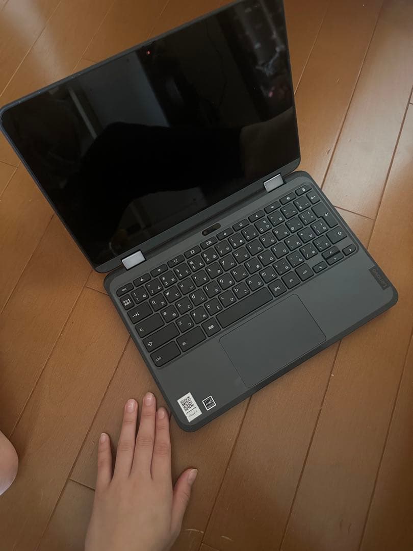 Chromebook本体 英語配列キーボード