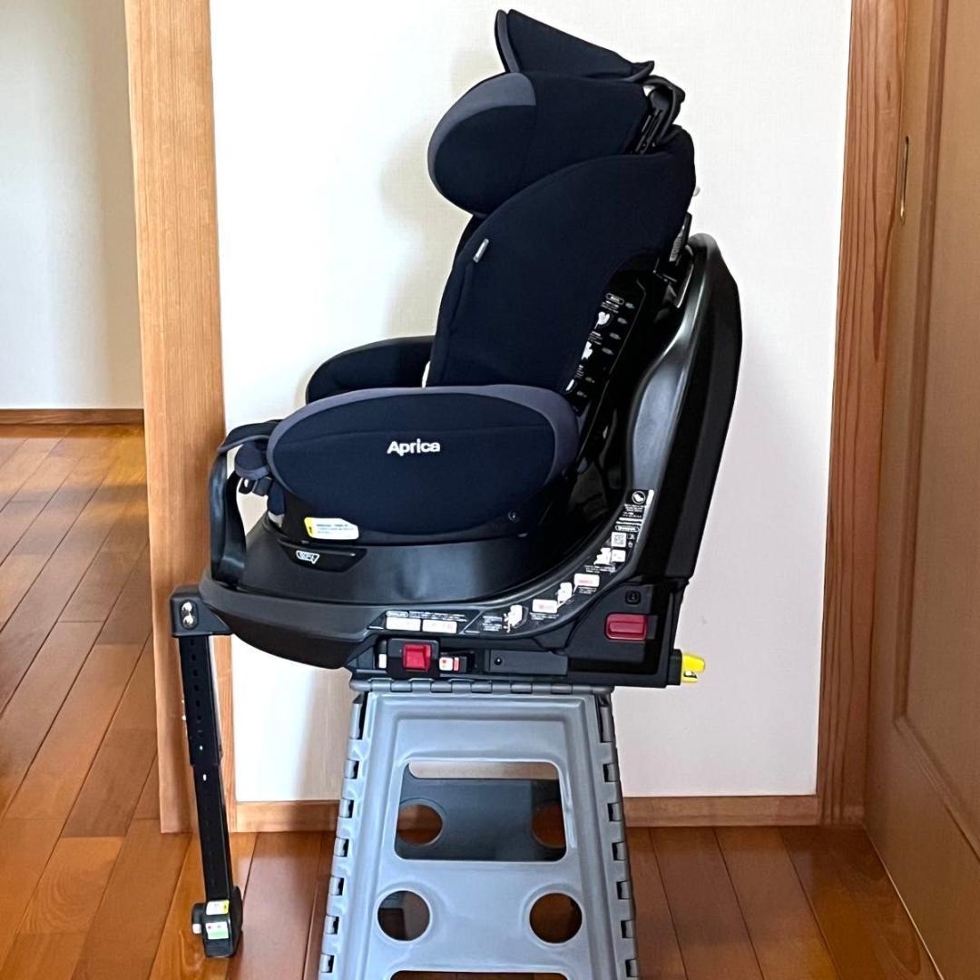 美品フラディアプラスライトISO FIX/R１２９適合/洗濯済