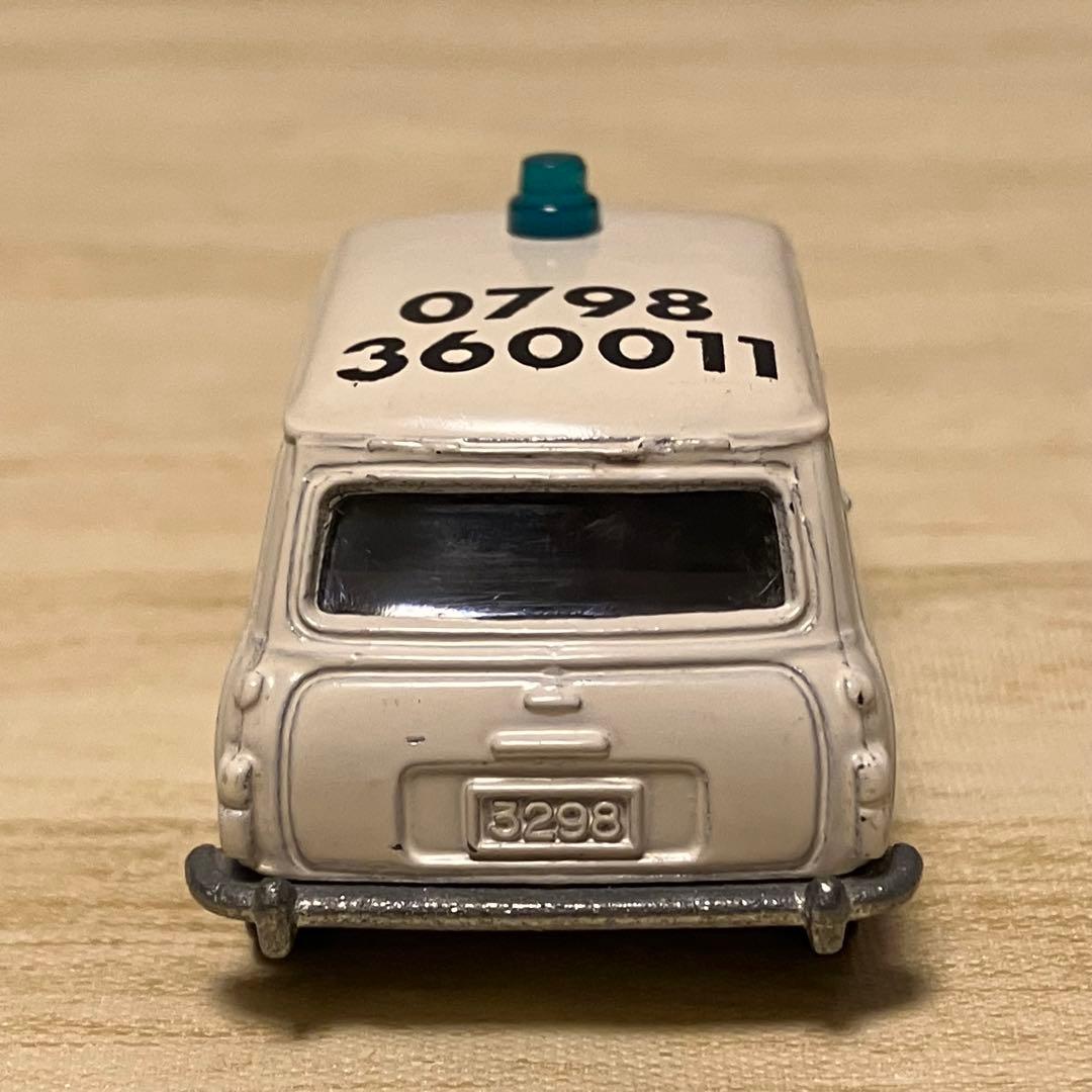 トミカ BLMC ミニクーパー S (MK-III) No.F8 1/50