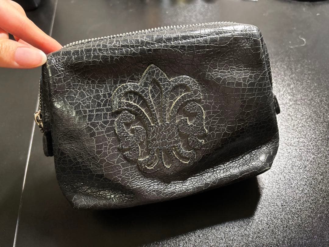 クロムハーツ 黒 ポーチ 中型