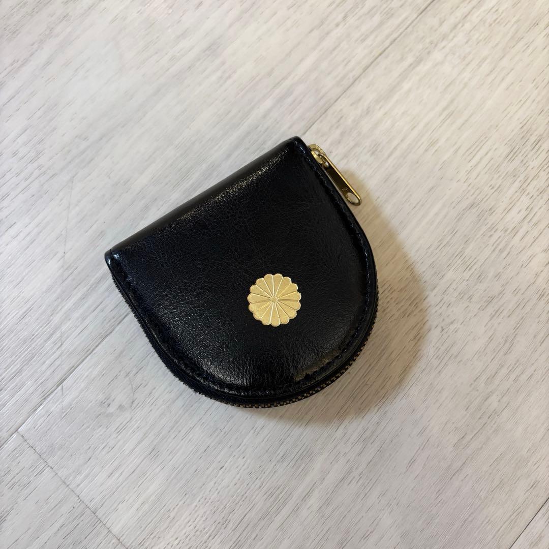 【新品未使用品】皇居限定 ブラック 馬蹄型小銭入 ケース　黒　財布