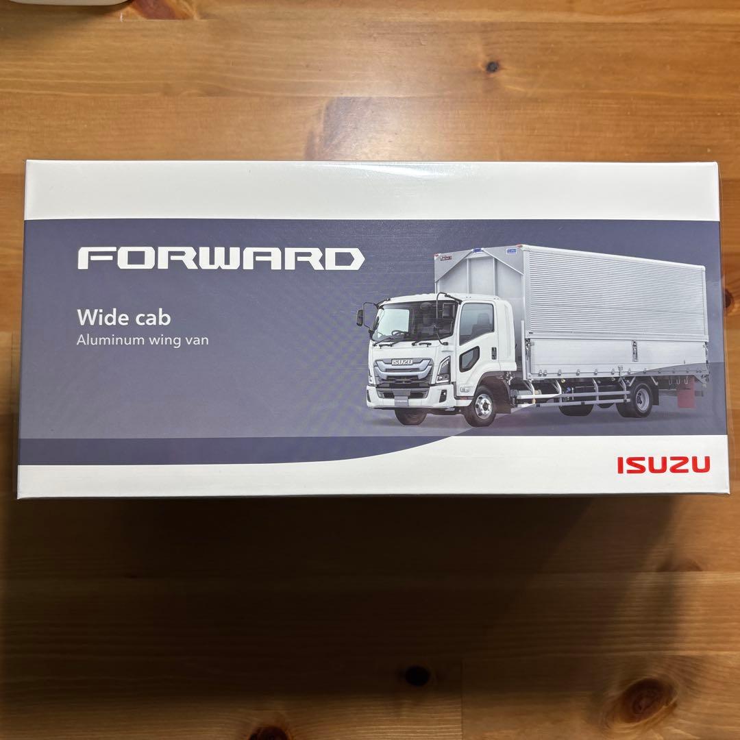 【新品未開封】京商 いすゞ 1/43 フォワード ダイキャストミニカー 現行型