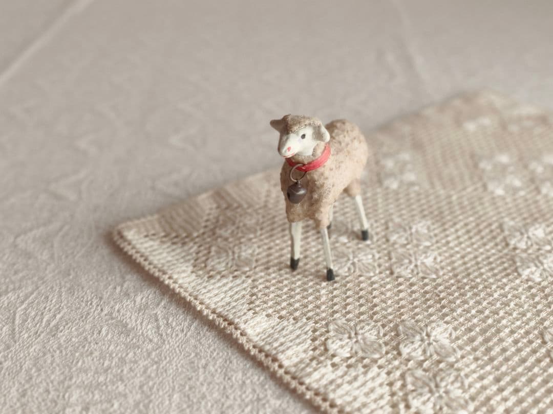 * antique sheep ✵ * クリスマスの 羊さん (m)