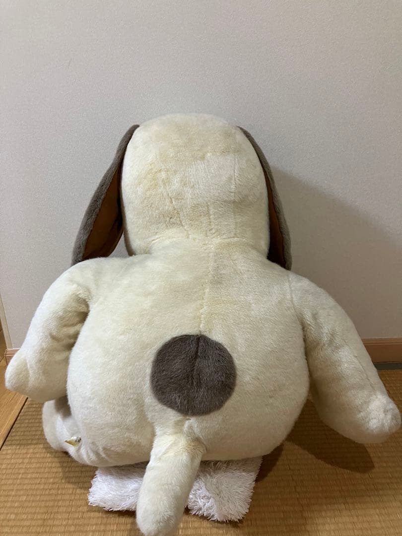 SNOOPYどデカいぬいぐるみ