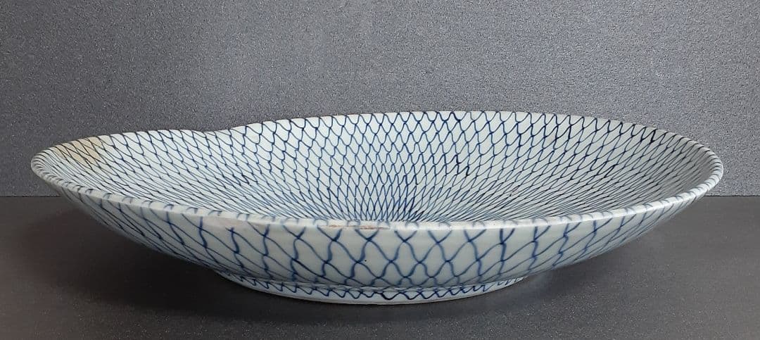 【大名品】江戸時代中期～後期　古伊万里　染付　網手文様　径40.6cm　大皿