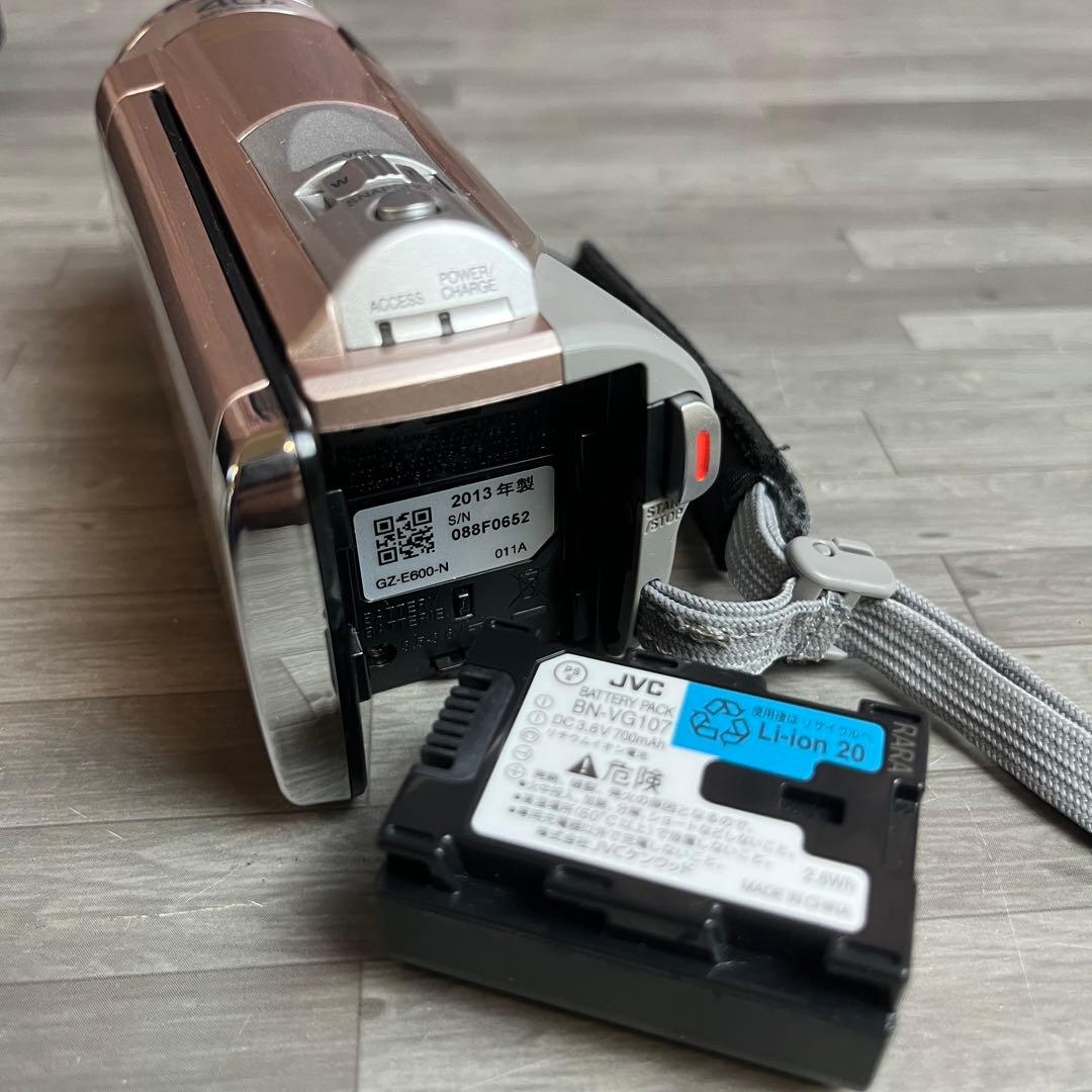 JVC Everio ビデオカメラ GZ-E600-N 本体 ピンク 説明書付