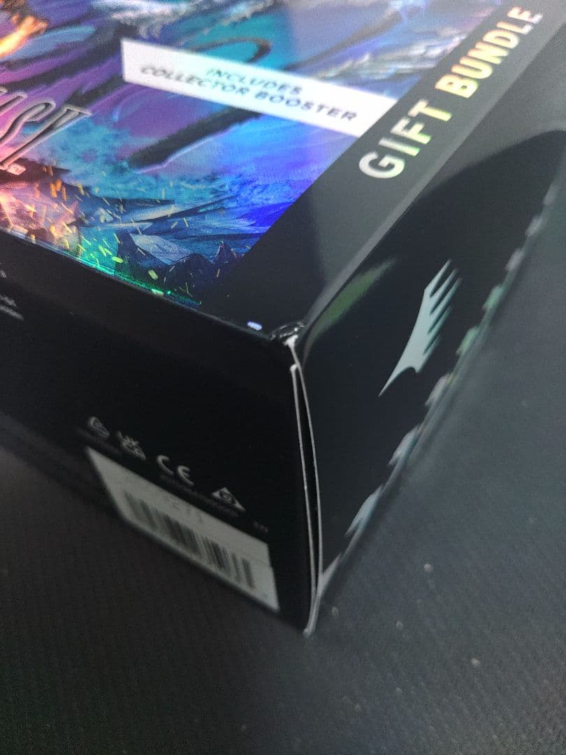微量の角の凹みありMTG ギフトバンドル F F Bundle 新品 未開封