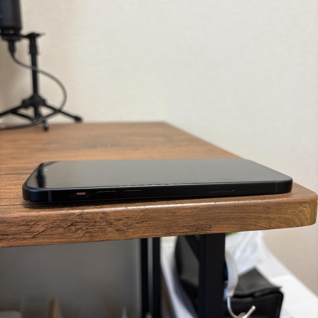 iPhone 15 Plus 128GB ブラック SIMフリー
