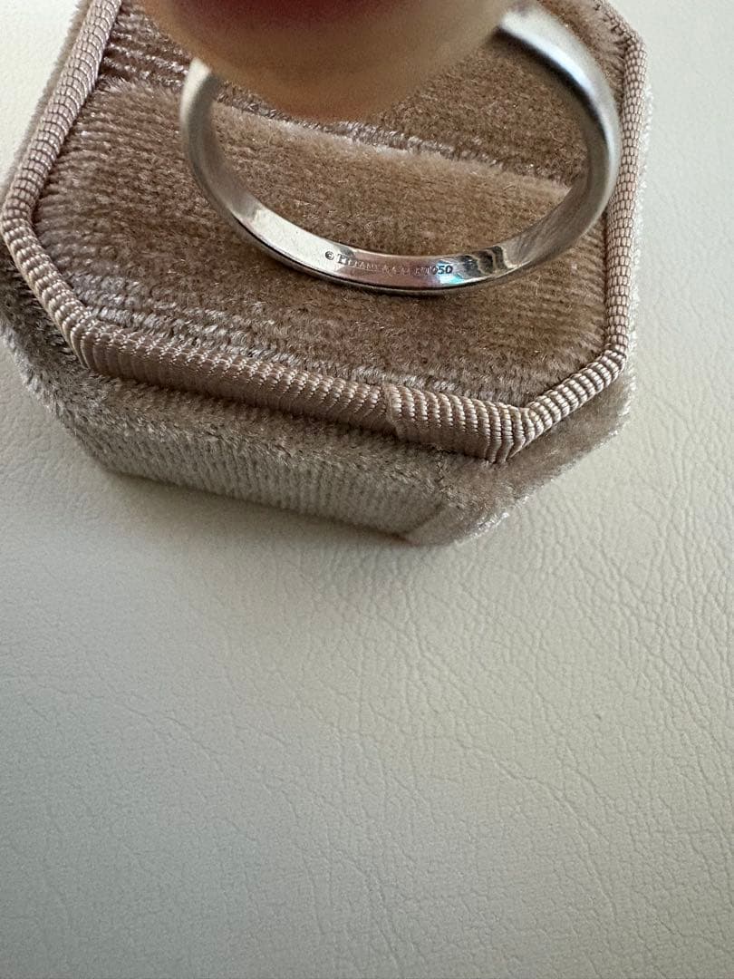 『3mm』Tiffany & Co. pt950 シンプル