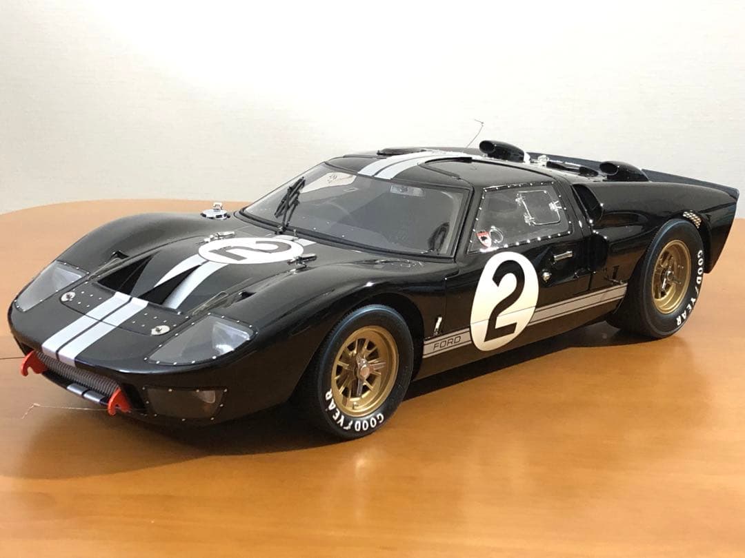 ★絶版 激レア！￼￼EXOTO 1/10 FORD GT40 MkⅡ