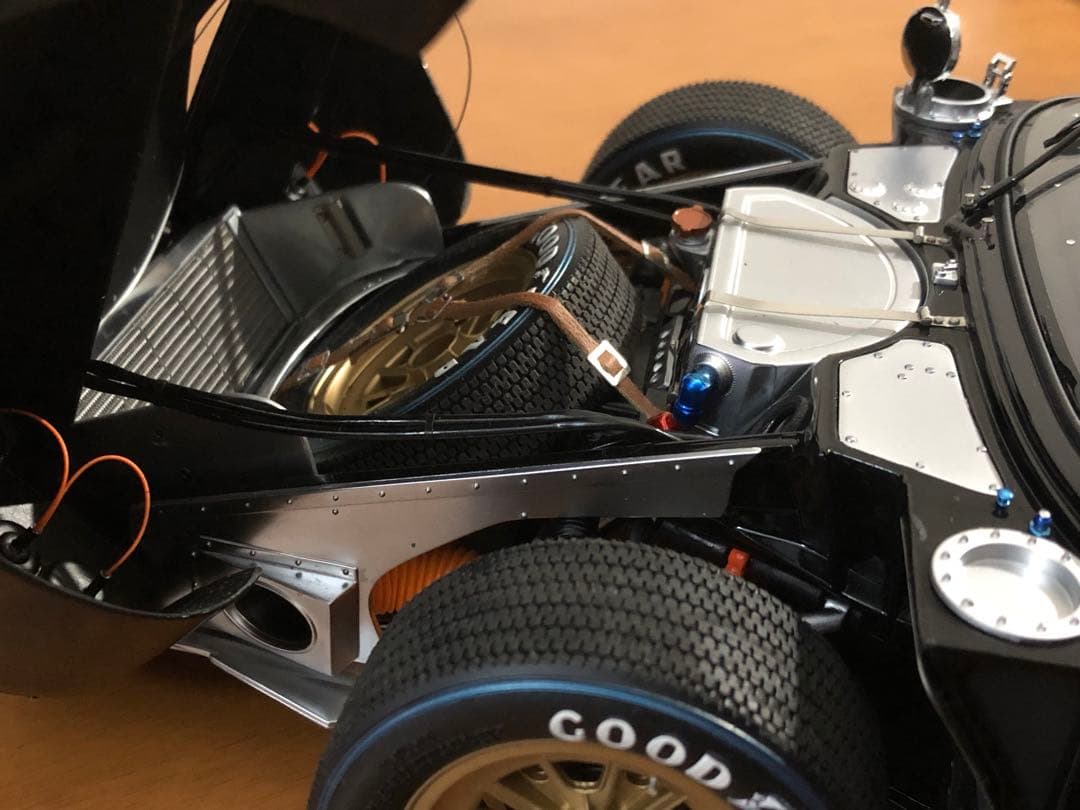 ★絶版 激レア！￼￼EXOTO 1/10 FORD GT40 MkⅡ