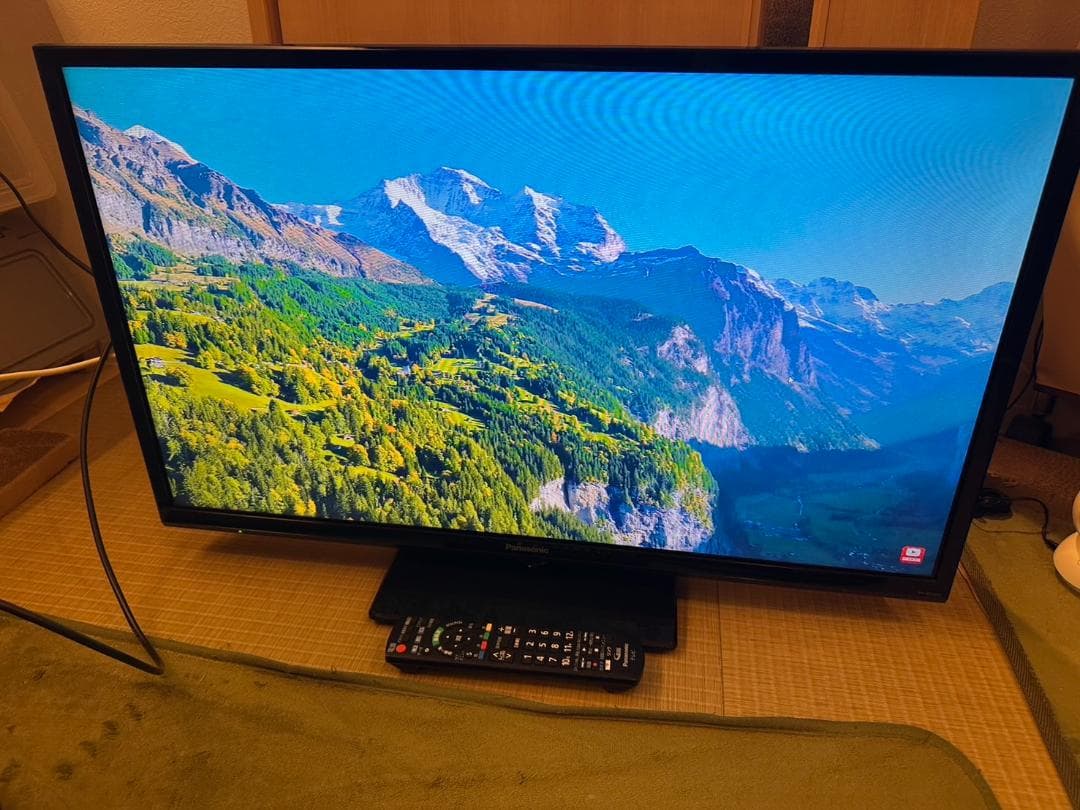 Panasonic　パナソニック 32型 テレビ TH-32H300 超極美品！