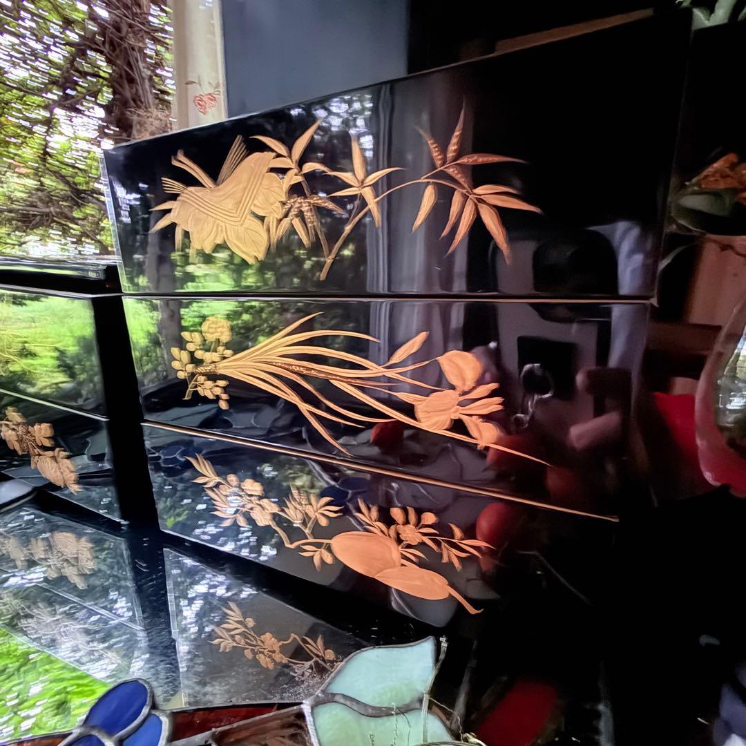 2201様感謝‼️JAPAN研ぎ出し高蒔蒔絵四君子華づくし五段重箱二枚蓋真塗桐箱入