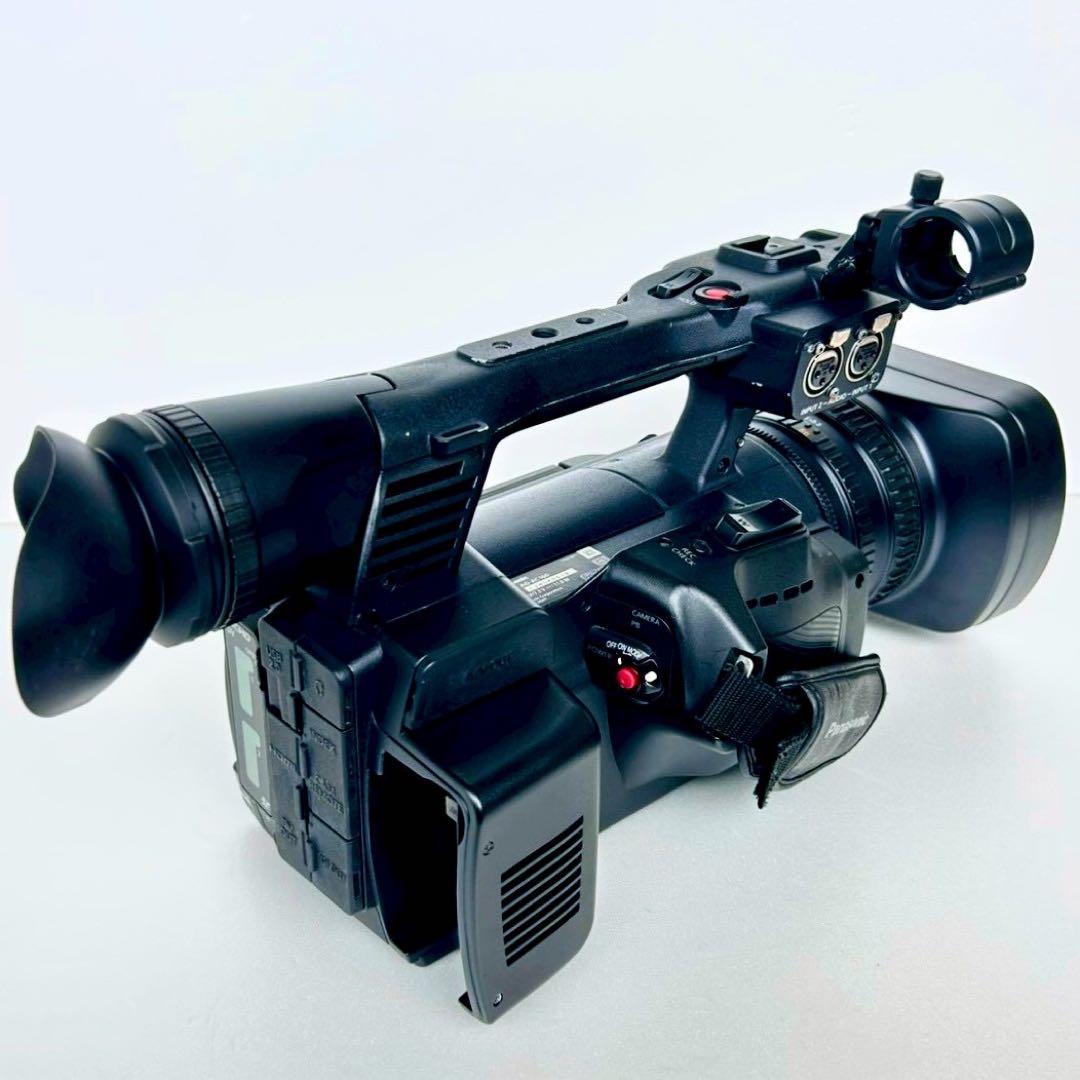 Panasonic AG-AC160 業務用ビデオカメラ バッテリー4個付き
