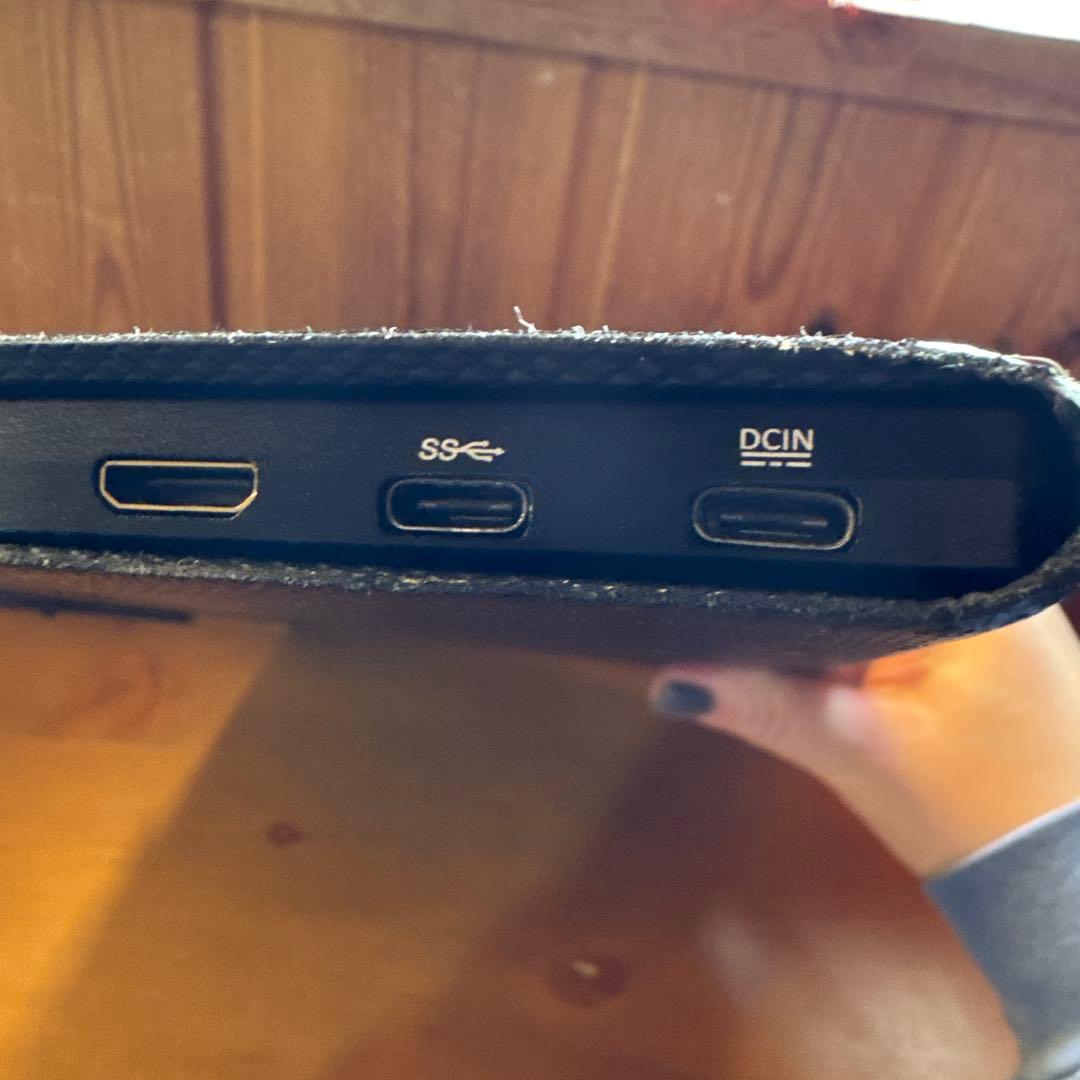 IVV モバイルモニター　15.6インチ