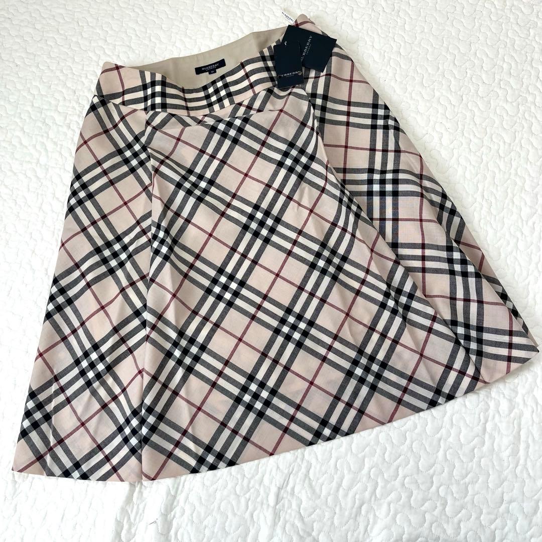 タグ付き未使用品　バーバリーロンドン　ノバチェック　スカート　大きいサイズ