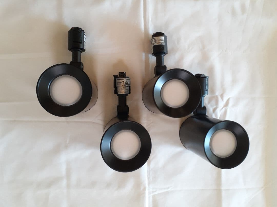 LEDスポットライト　4個　Panasonic LSEB6117KLE1