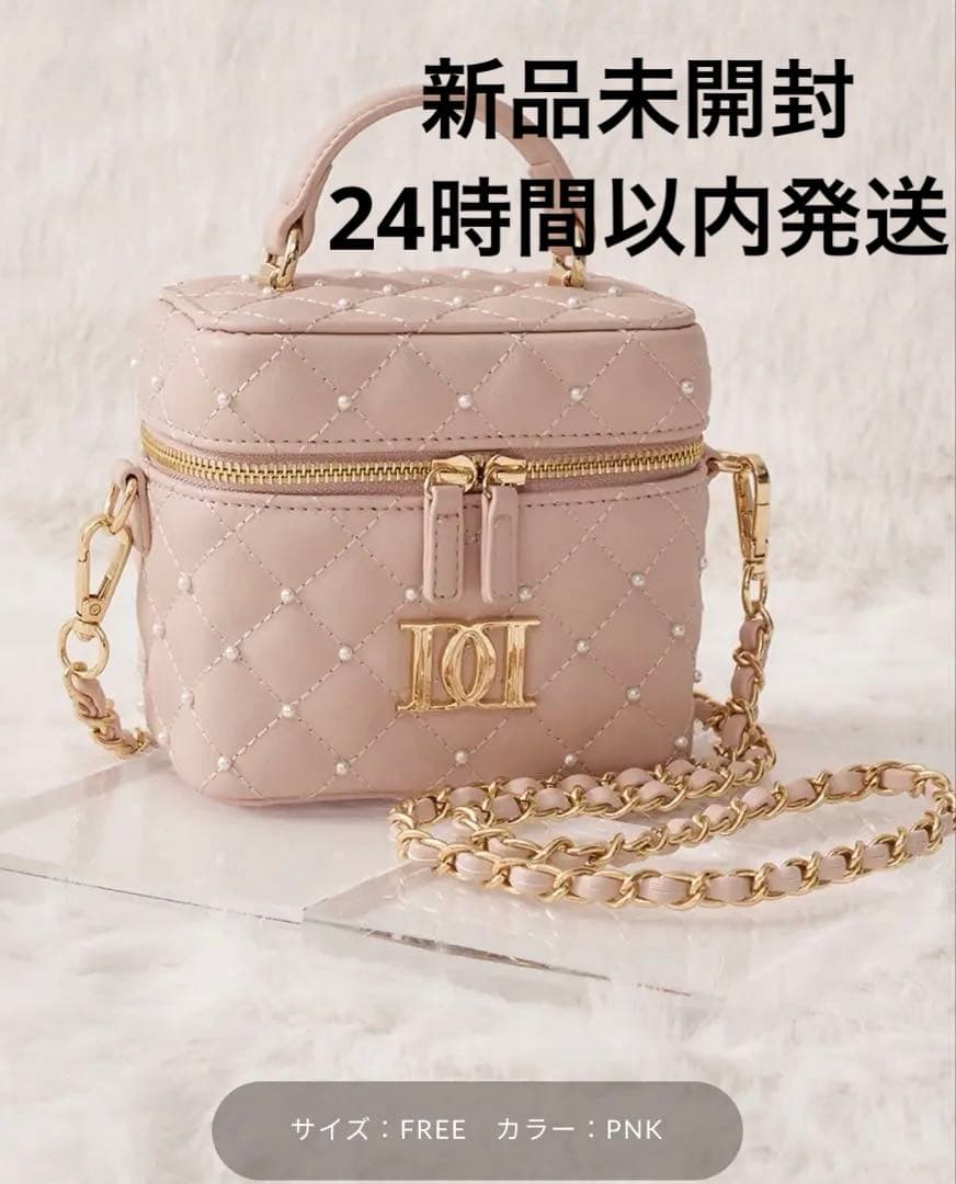 Darich ダーリッチ 【ゴールドパーツ】キルティングパールスクエアミニバッグ