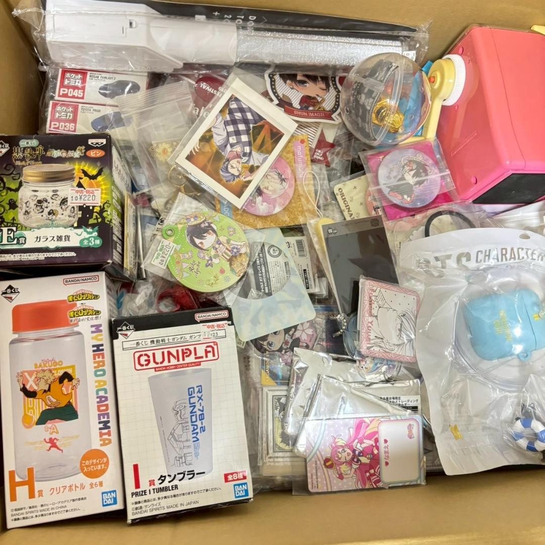 大量 まとめ売り アニメ キャラ アイドル グッズ 雑貨詰め合わせ K017