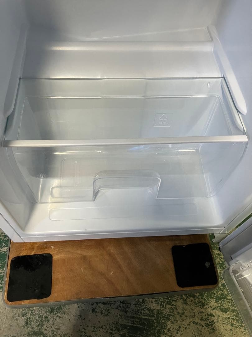 10h59 Hisense 120L 冷凍冷蔵庫 HR-B12E2W 2023年