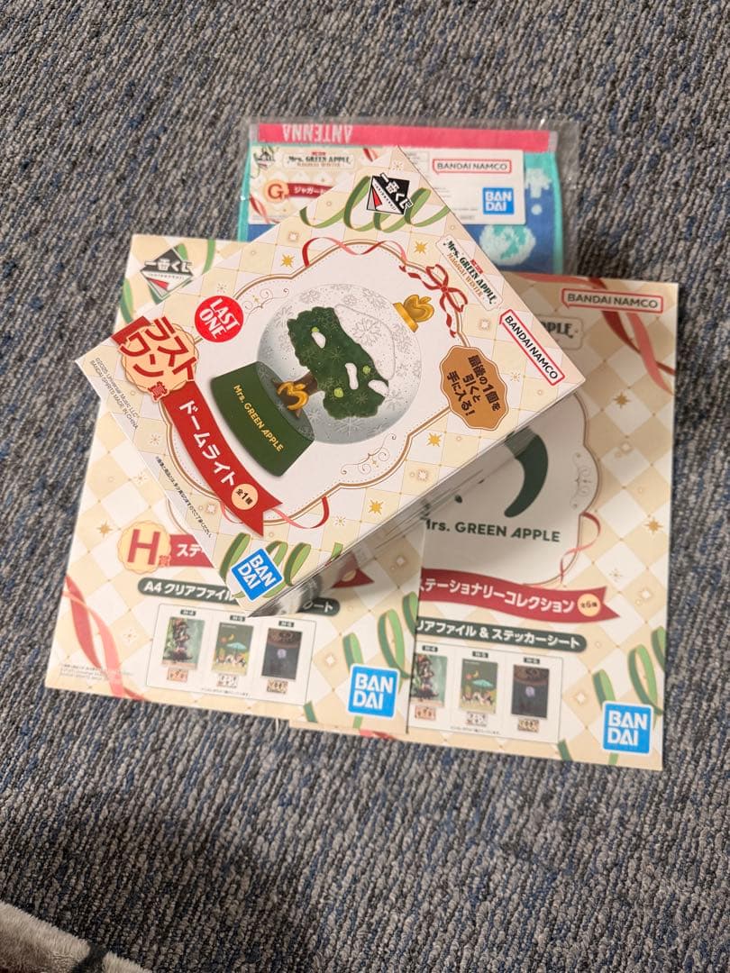 Mrs. GREEN APPLE ドームライト・クリアファイル・ステッカーセット