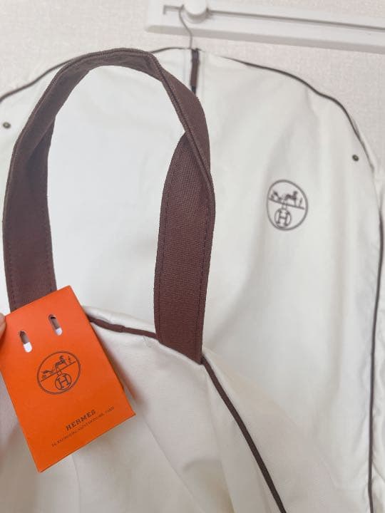 新品未使用Hermes フリュイドスカート 《宮廷の馬具・バンダナ》プリント