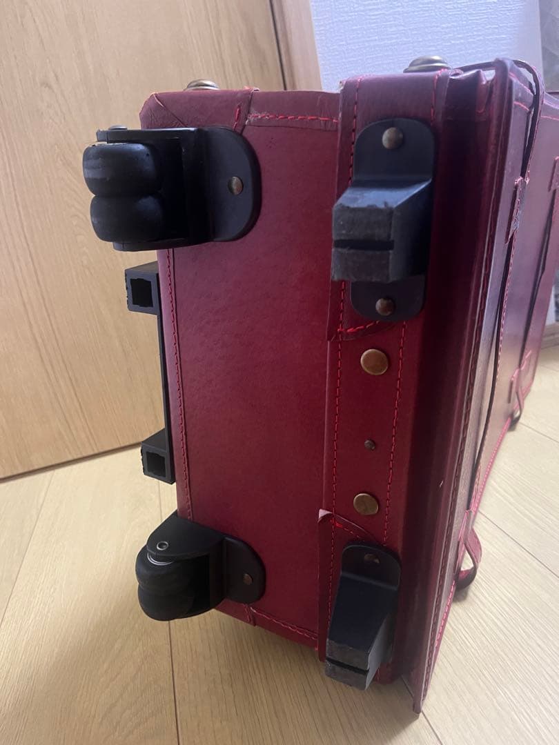 【お値段交渉可能】シフレ　ユーラシア　トランク　レッド　赤