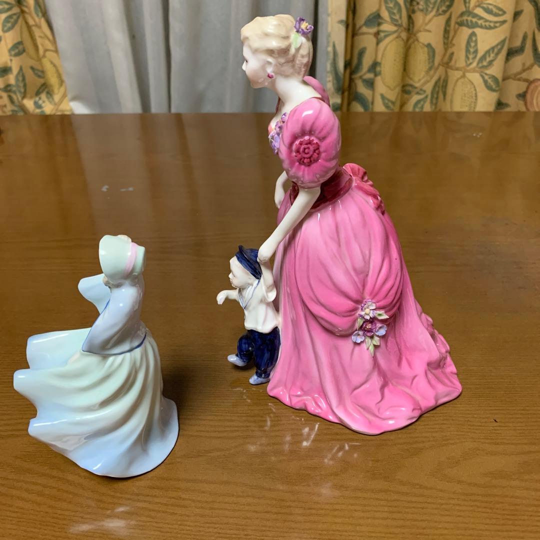 COALPORT お人形ボンチャイナ　2体