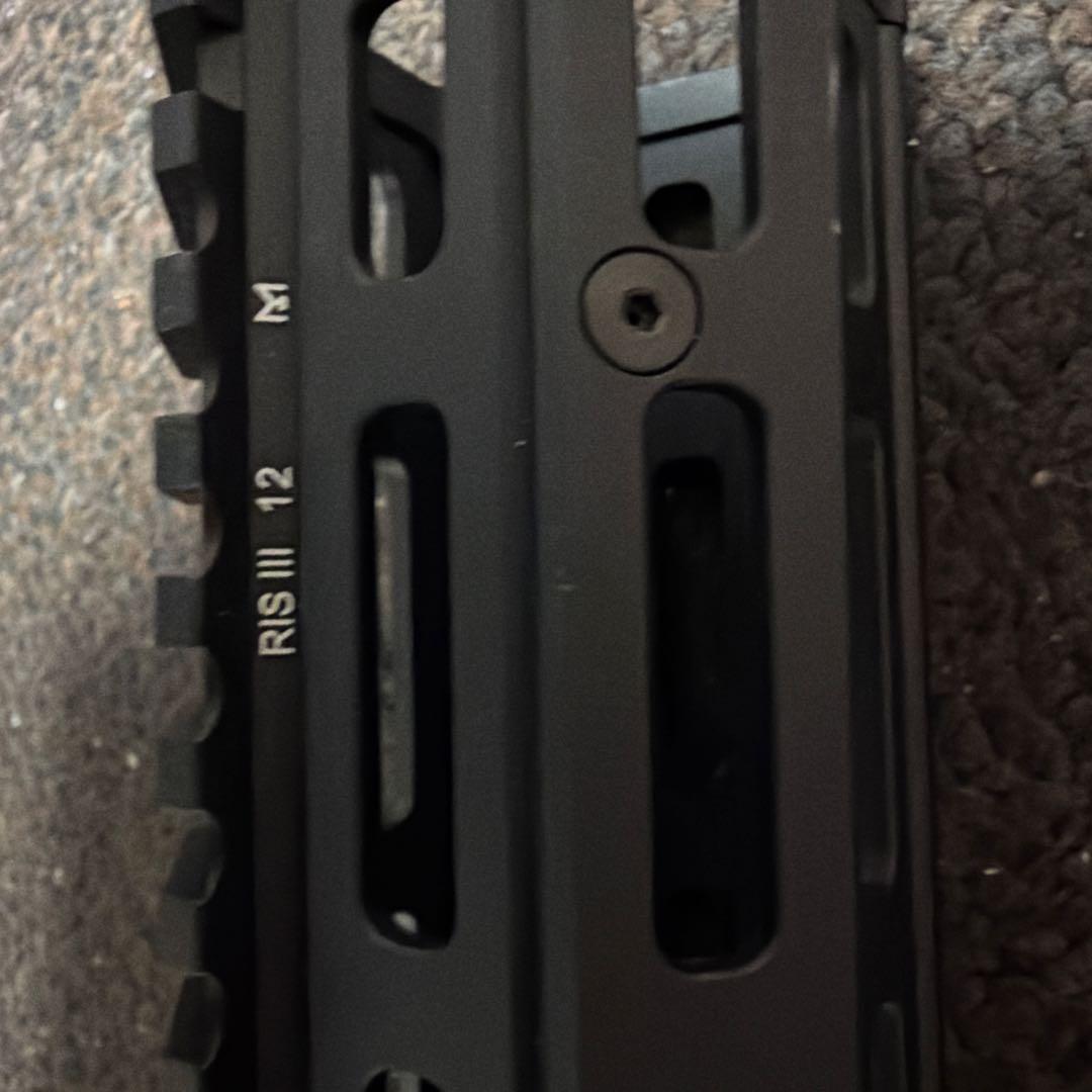 DANIEL DEFENSE公式 ハンドガード