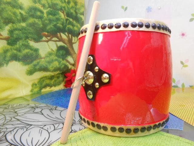 新品未使用(送料無料)9.500円　琉球小太鼓18cm*20cmバチ付き