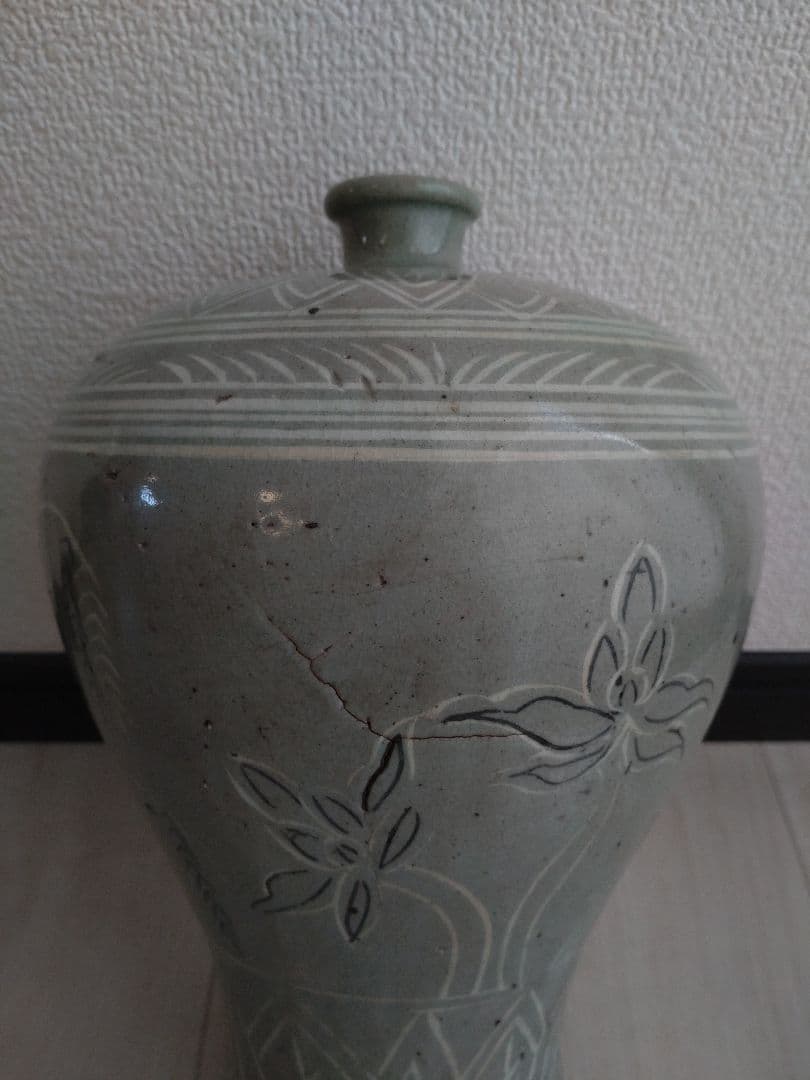 李朝　高麗青磁　白黒象嵌　朝鮮美術　梅瓶　骨董　陶芸　陶磁器　29cm高程