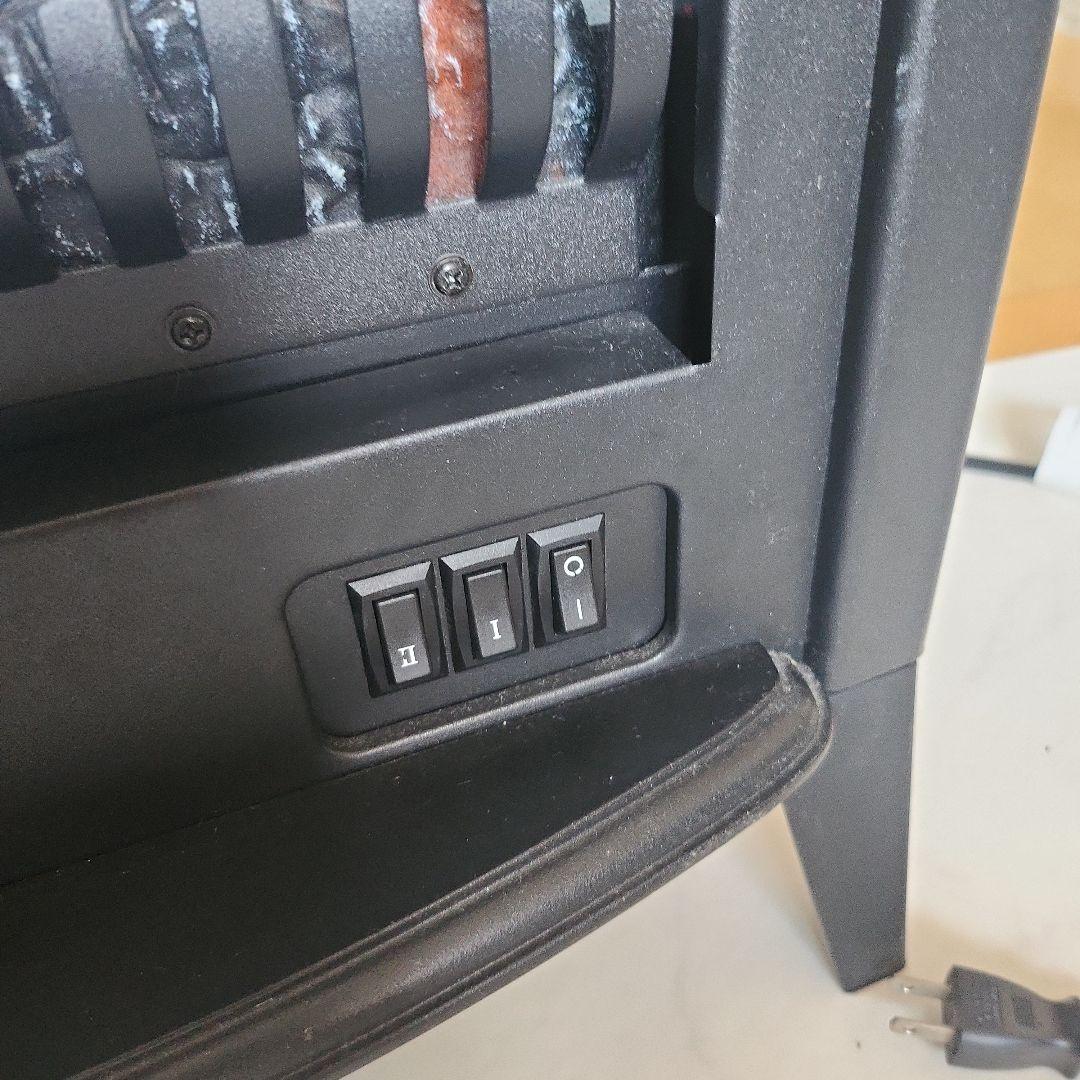 暖炉チックな電気ヒーター